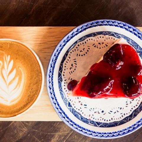 Raspberry Cheesecake Latte